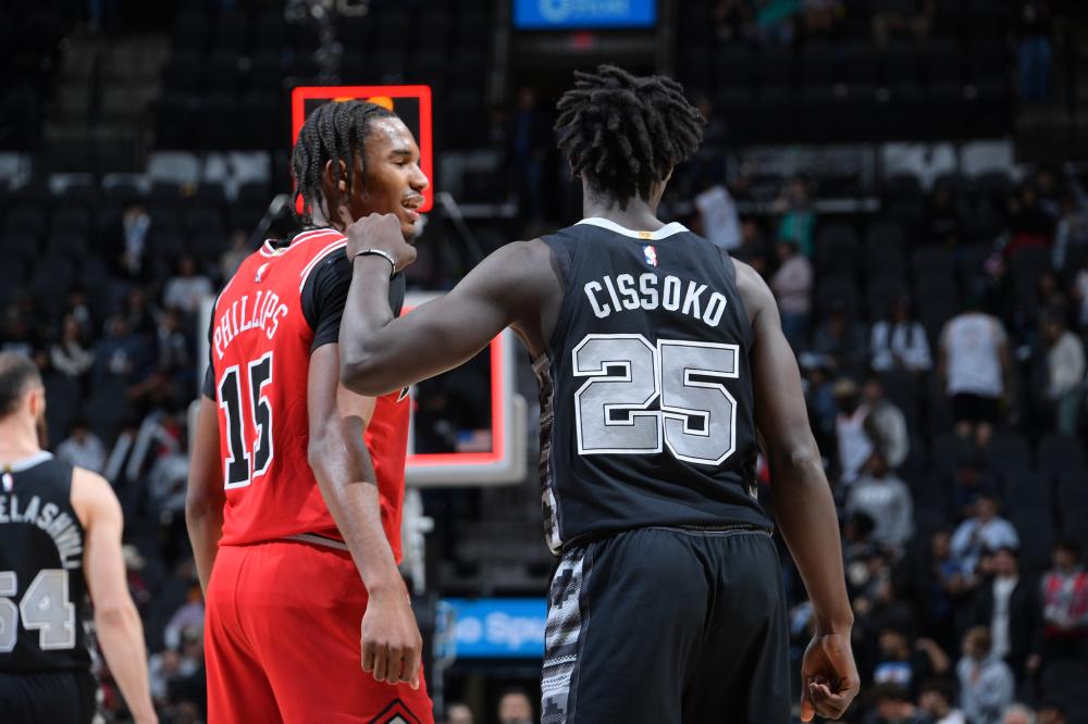 其防守端的 其防守端的