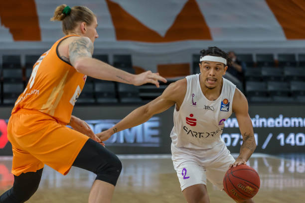 用一记精彩 用一记精彩