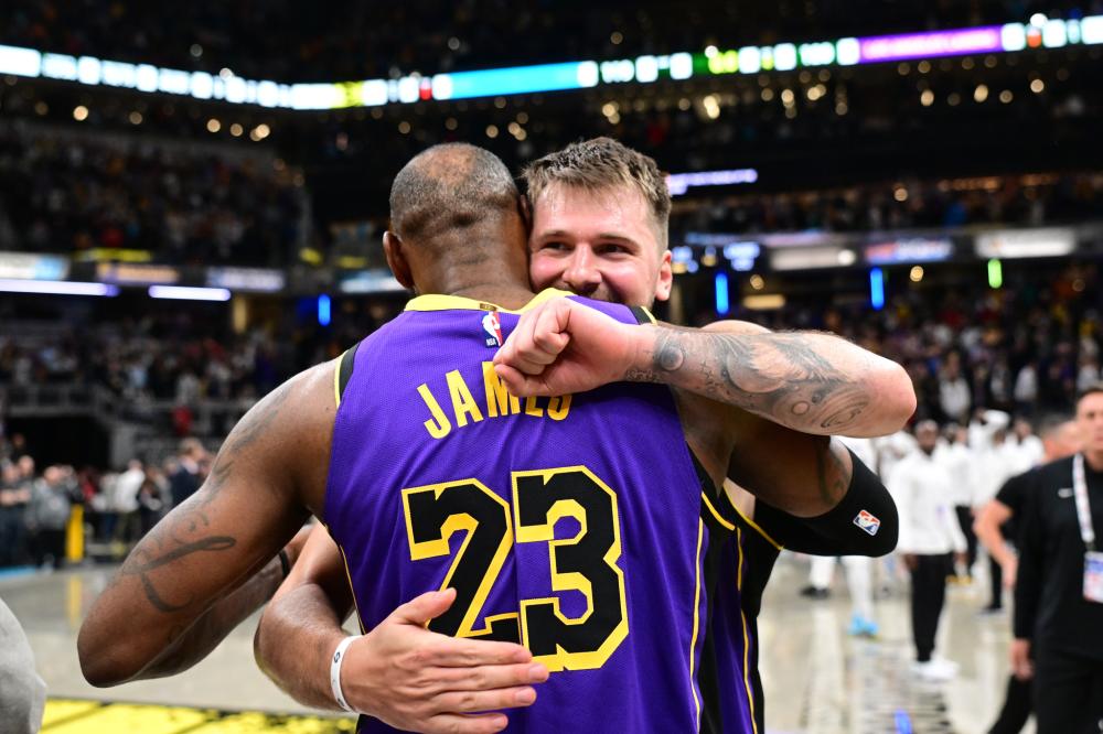 果在夏窗前 果在夏窗前